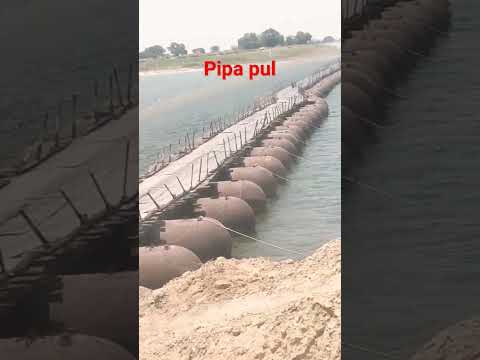 pipa pul ki yatra karte hue