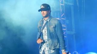 Luke Bryan - Talking/Here's To The Farmer - Farm Tour 2016 - Monroeville, Indiana