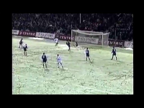 Zico Tumba scoort op een besneeuwde Vijverberg #OldiesDTC