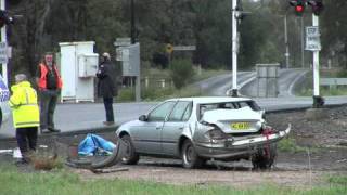 preview picture of video 'Train Crash: Up Echuca vs Car'