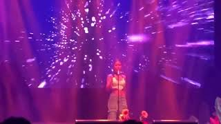 Jhené Aiko performing Tupac’s “Keep Ya Head Up” (3.16.19)