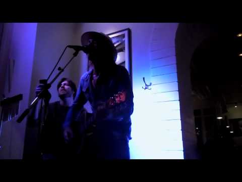 Roxie 77 - Love Songs Are For Idiots And Idols - Live at Oyster Bar 2011-12-10