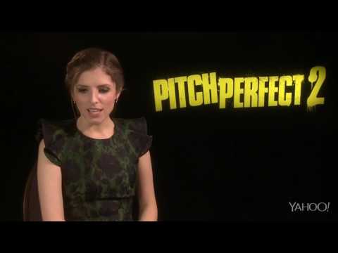 Anna Kendrick Talks about Working With Snoop Dogg