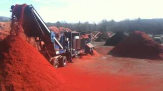 Lashway Forest Products, Making Red Cedar Landscaping Bark Mulch, Williamsburg, MA