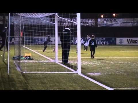 Oefenwedstrijd DHC F1 - Haaglandia F1 dd 06-01-2011