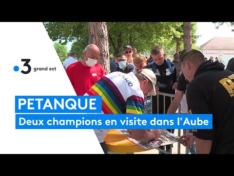 Deux grands champions de pétanque dans l'Aube