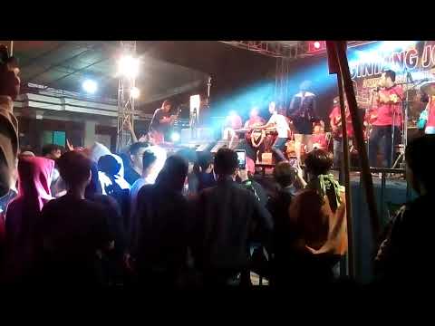 MUNDUR..ALON..ALON..