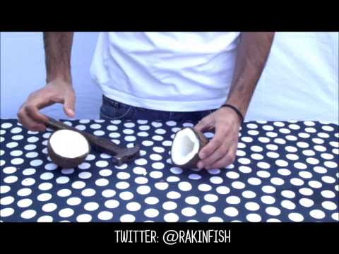 How to open a coconut? the easy way! Hindistan cevizi açmak: cok kolay!
