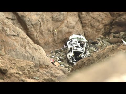 Tesla soars off cliff, 4 survive in 'absolute miracle'