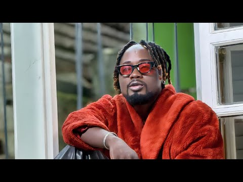 MUSS — LAISSE COULER  (CLIP OFFICIEL)