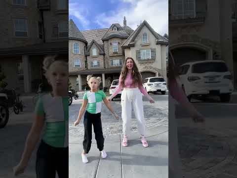 Which sibling do you think is the closest to Kass?!? ! 👯‍♀️ 💖  #shorts