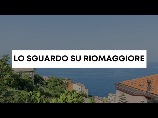 LO SGUARDO SU RIOMAGGIORE - RIOMAGGIORE - CINQUE TERRE
