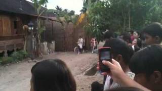 Download lagu Laudy Cinthya Bella & Niken Anjani Akting naik sepeda ontel @Seribu Rumah Gadang,Solsel mp3 Download lagu Laudy Cinthya Bella & Niken Anjani Akting naik sepeda ontel @Seribu Rumah Gadang,Solsel mp3