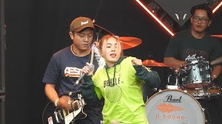 Download lagu SCIMMIASKA - Leaving On A Jet Plane (John Denver) Live @ Save Our Future Rockin Fest 2019 mp3