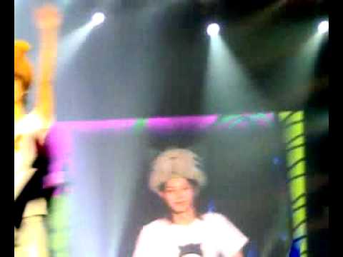 [091128] super show 2 Bangkok kyuhyun siwon