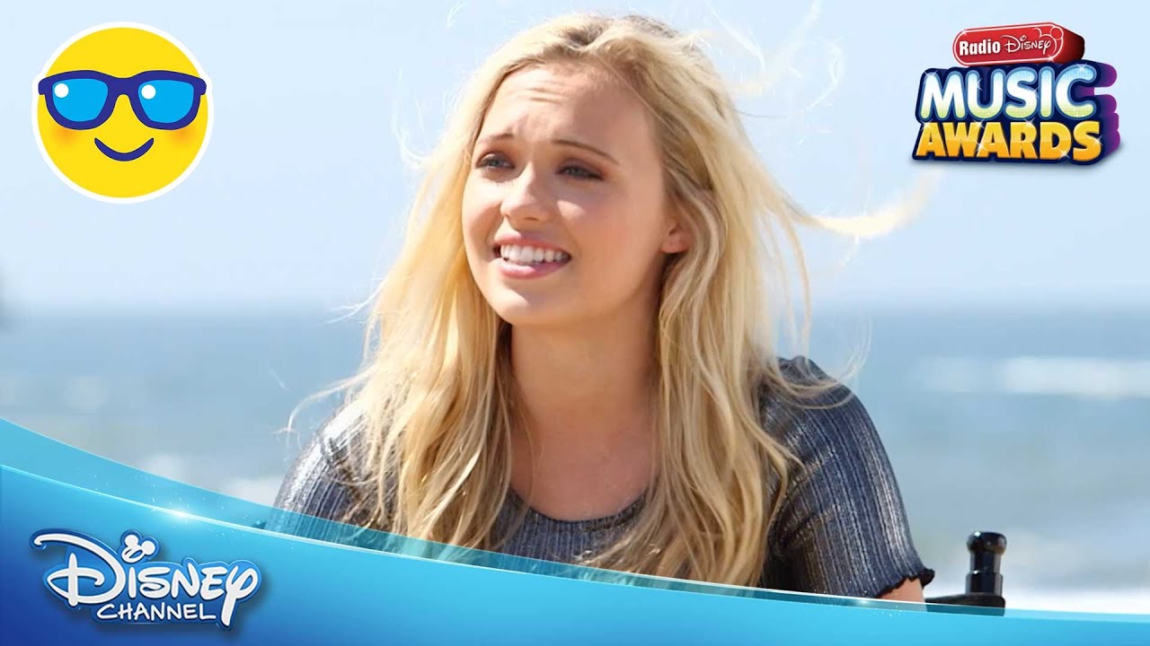 2016 RDMA'S | Lauren Taylor Interview | Official Disney Channel UK