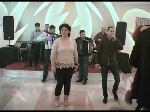 Milan Tomic i orkestar Ritam Balkana - Nas trojicu majka ima - (LIVE) - restoran Sabor