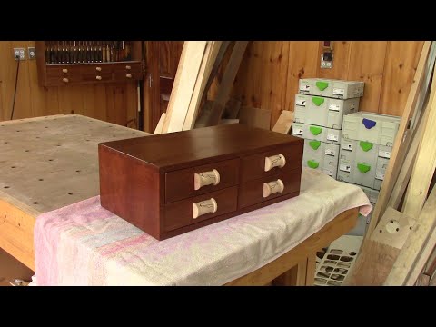 The Woodpecker Ep 238 - Sewing box with 4 handcut dovetail drawers