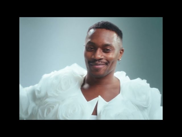 Mila Moja von Tvorchi ((jetzt ansehen))