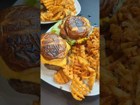 Burgers & Waffle fries #shorts #fyp #fypシ゚viral #cooking #dinner #goviral #foodie #cookingshow #cjd