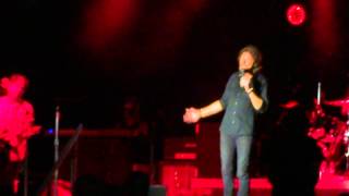 RONNIE DUNN - "Bleed Red" - Live in Wheaton HQ