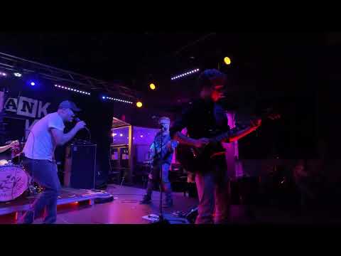 I Don't Love You – My Chemical Romance cover