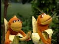 Classic Sesame Street Davey Joey And Telly Sings One Of These Things 3 Faux Bananas And A Real One