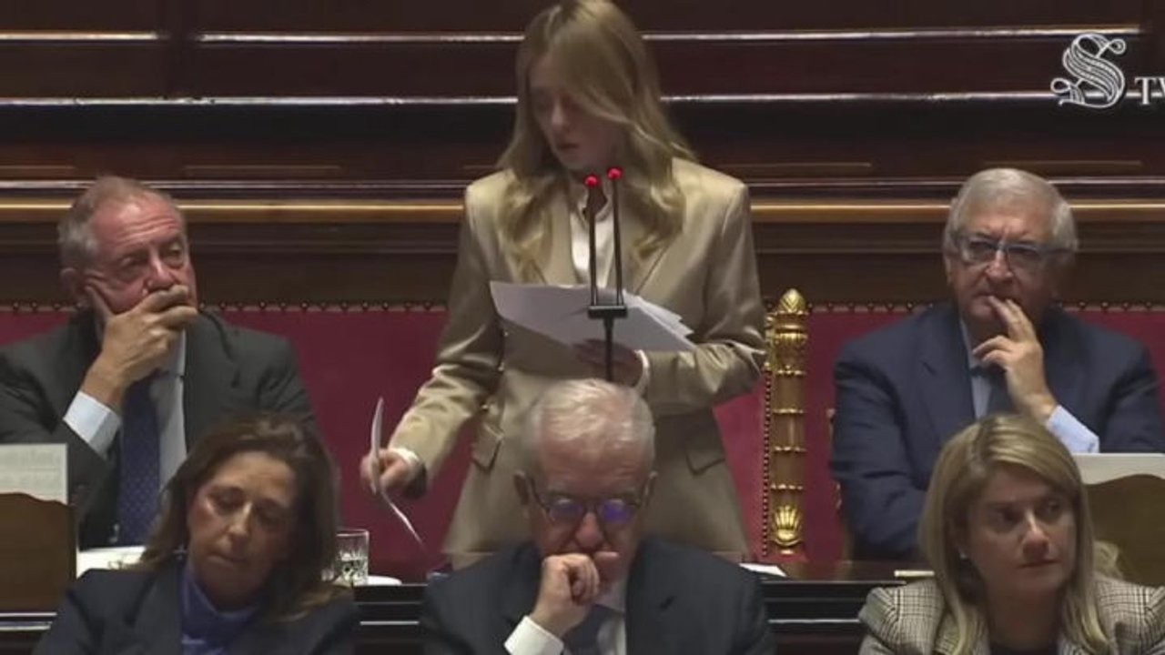 Bilancio Ue, Meloni: No ad accordo svantaggioso per rispettare scadenze