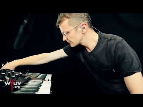 Django Django - "Shake & Tremble" (Live at WFUV)