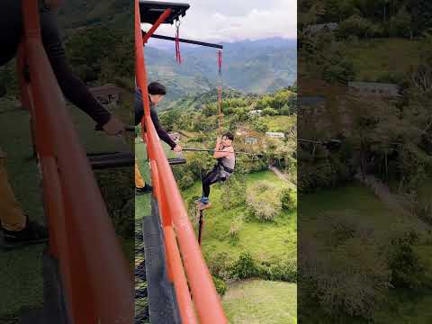 Colgando de un hilo