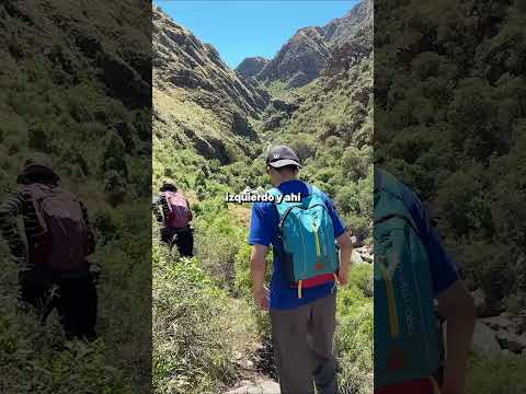 Escuchando la palabra de Roger, guía de estas tierras hacia el Chorro Grande de VIlla Elena.