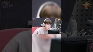 Baekhyun singing bungee live ❤ #baekhyun