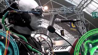 Radioactivity (cover del brano dei Kraftwerk)