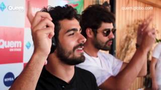 Cat Dealers Faz Show Eletrizante no QUEM On Stage