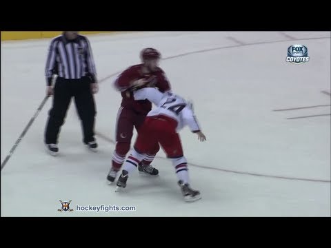Derek MacKenzie vs Chris Summers Feb 16, 2013