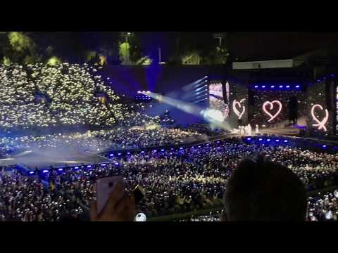 190505 BTS - ARMY Bomb Wave & Stadium Picture - Speak Yourself Tour at Rose Bowl Day 2