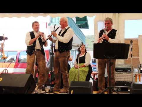 Mit Klarinetten unterwegs - Oberkrainer Fan Quintett