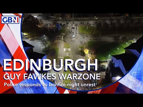 Youths hurl rockets at cops during Niddrie bonfire night chaos [GBNews]