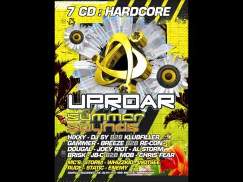 Dougal JBC B2B Mob @ Uproar summer sounds 2011 - Track ID.wmv