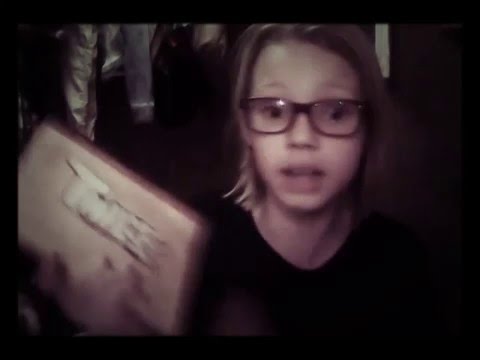 Jag visar mina slöjdsaker ( Träslöjd )!!!