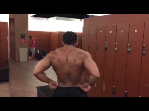 Back posing ( Viorel Marasou)