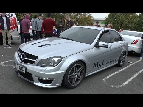 Deafening C63 AMG - HUGE REVS!!