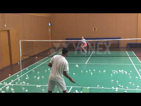 Badminton feeding exercise: Marie Viscovich with coach Josh Eipe