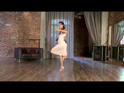 Roxana Suarez on Tangomeet  Enrosque & Front Boleo  Women Technique