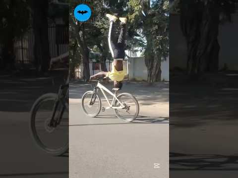 ඔලුවෙන් හිටගෙන බයිසිකල් පදින්න පිස්සු ද මුංට 😂🫡 #facts