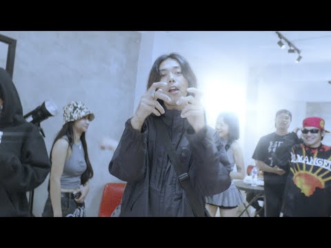 KINIL - WAIT 4 ME ft. Figga XO & Br0keb0ii.Cr4y [OMV]