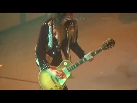 Black Dog video