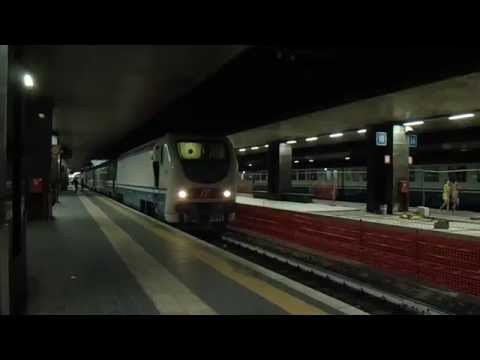 E402.133 in partenza con l' ICN 1959 Roma Termini - Siracusa/Palermo Centrale