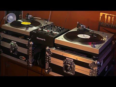 1970s and 80s Hip Hop Breaks & beats, All Vinyl DJ Mix!!! DJ Dynamic!