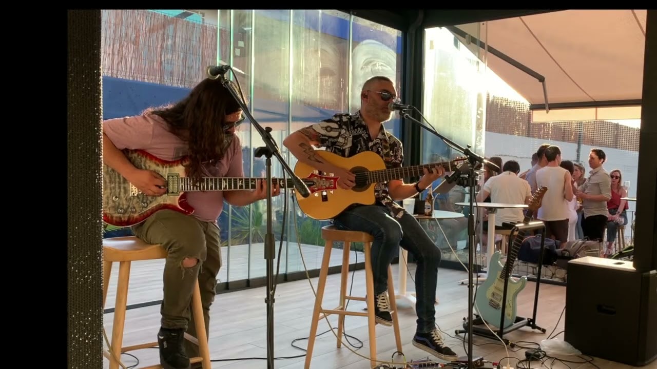 Dúo Simpático  - Under My Thumb (Mayo 2025)